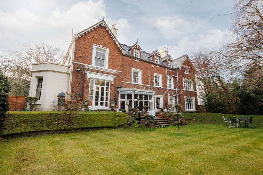 Mossley Hill Retreat Liverpool Exterior foto